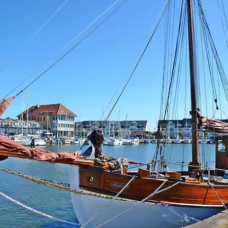 Haus 4 Jahreszeiten- Winter Mit Terrasse Und Bio-kamin Lejlighed Karlshagen
