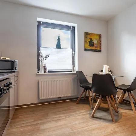 Haus 4 Jahreszeiten- Winter Mit Terrasse Und Bio-kamin Karlshagen